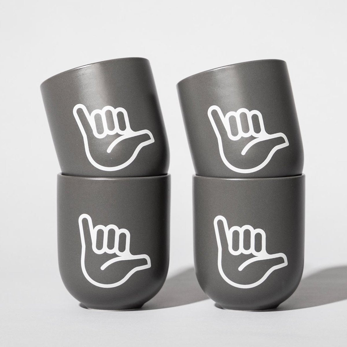Hang Loose – Porzellanbecher – grau matt - fyngers