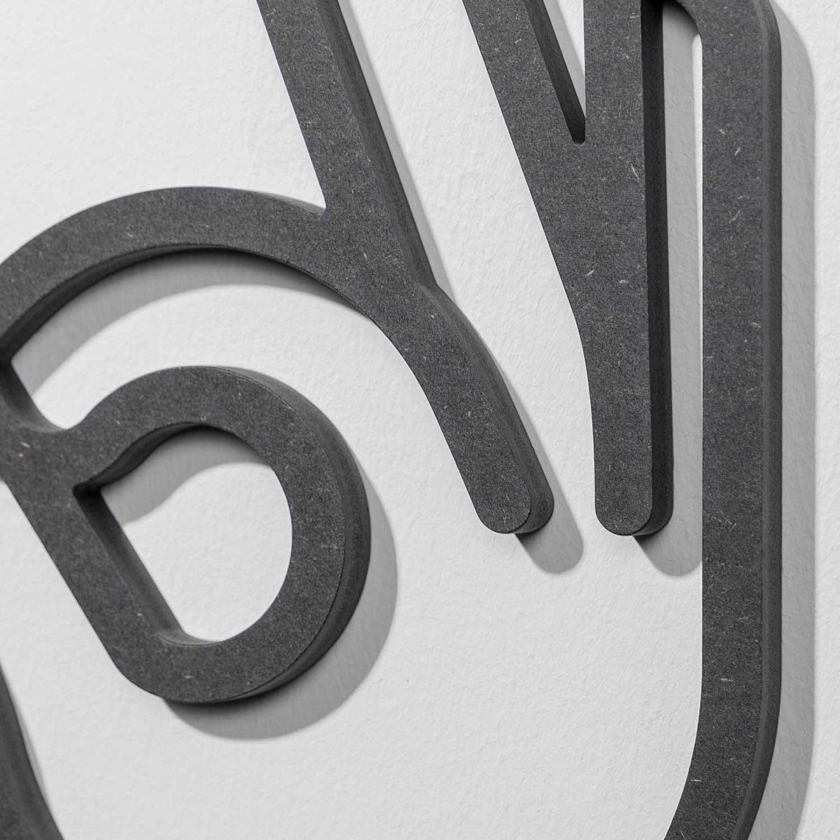 OK - Wall Object - fyngers