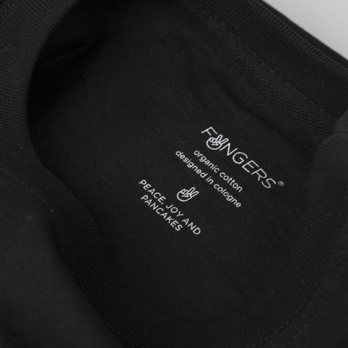 Peace – T-Shirt schwarz - fyngers